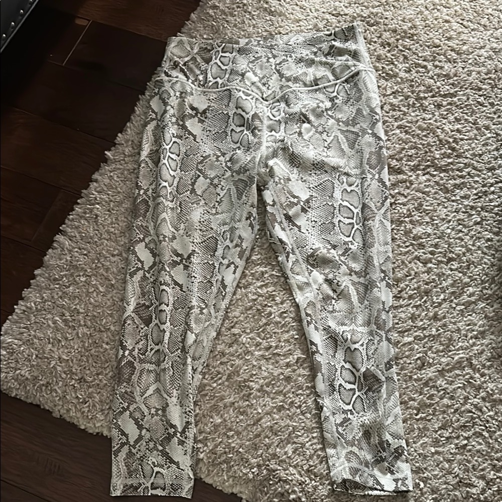 Victoria's Secret Gray Snake Print Cropped Pants